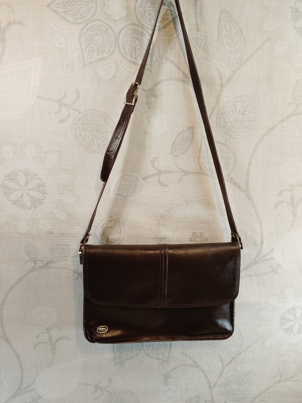 Phillippe Women's Dark Brown Leather Crossbody Bag with Adjustable Strap